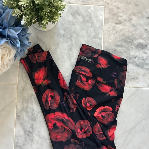 Victoria’s Secret Sport Athletic leggings - Picture 1 of 1